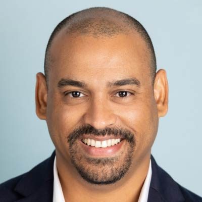 Pedro Soto headshot